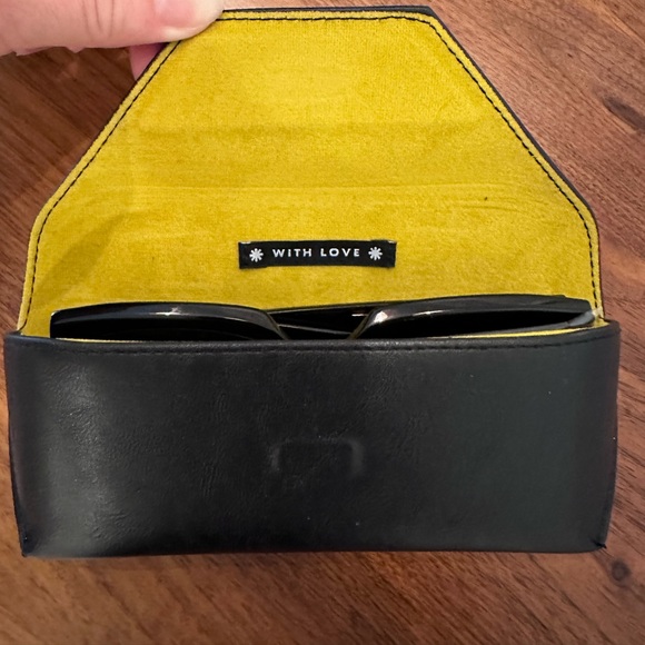 Scotch & Soda Sunglasses - Holly Oversized Sunglasses - Picture 6 of 11